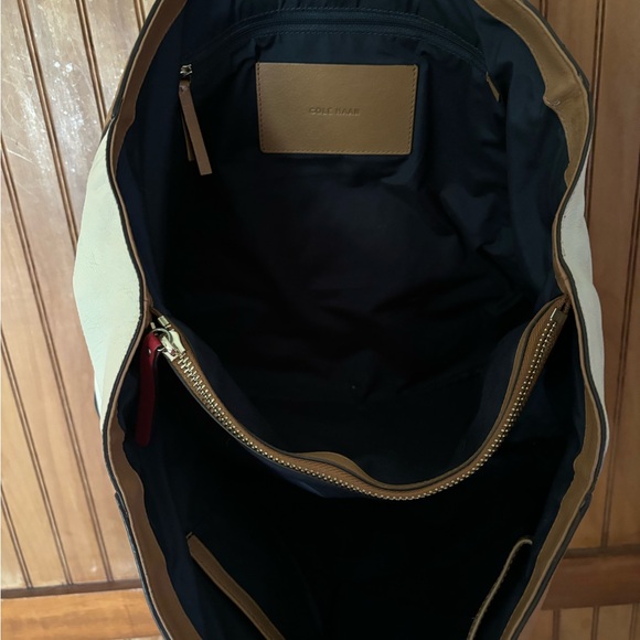 Cole Haan Large Tote/Purse - Picture 2 of 7